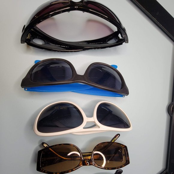Various pairs of sunglasses - Picture 1 of 6